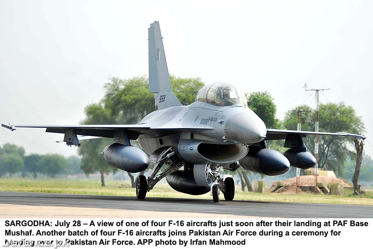 PAF F-16