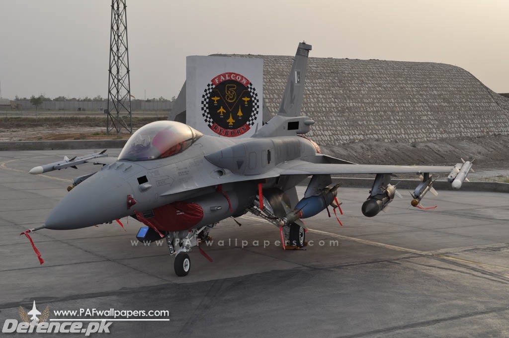 PAF F-16