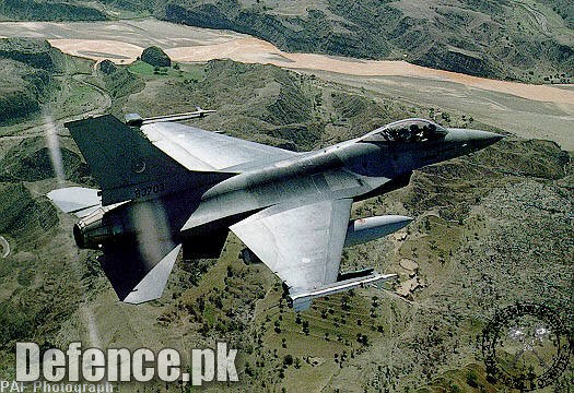 PAF F-16