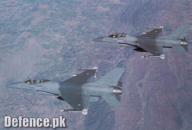 PAF F-16