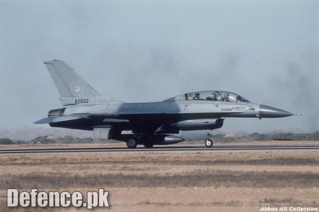 PAF F-16