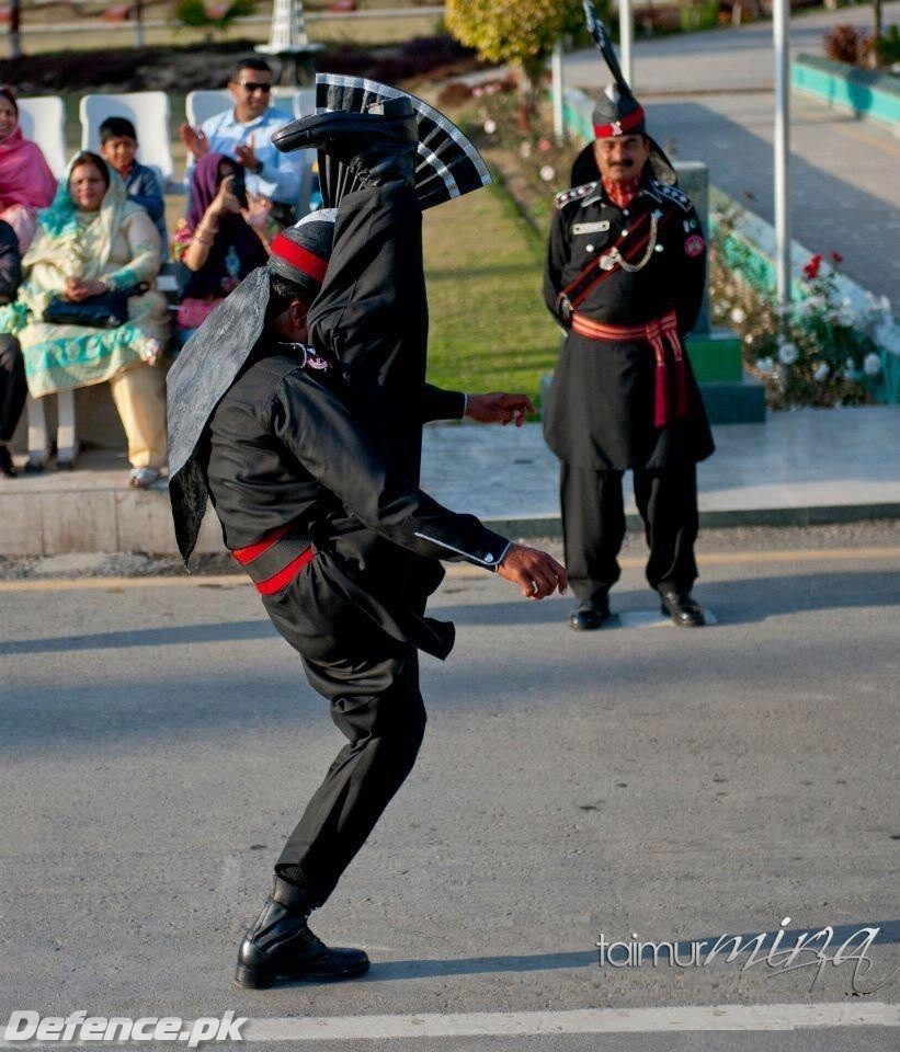 Pak Rangers at Wagah