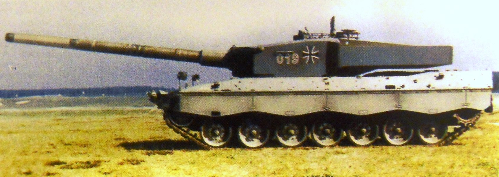 leopard2npzk140mm.jpg