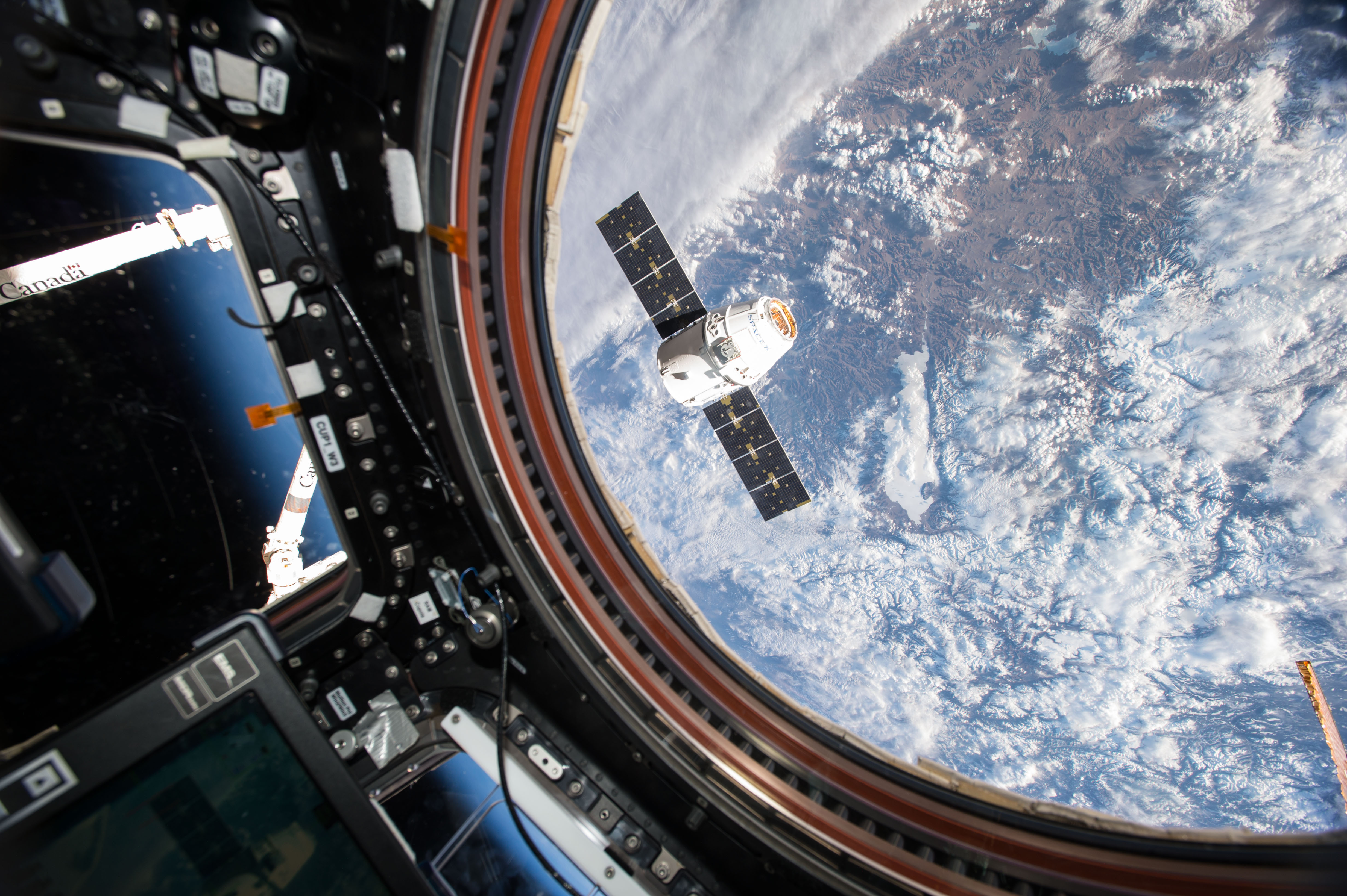 spacex-dragon-iss-cupola-module.jpg