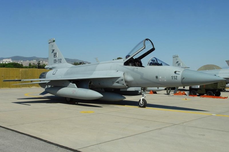 Myanmar-in-talks-to-license-build-JF-17-fighter.jpg