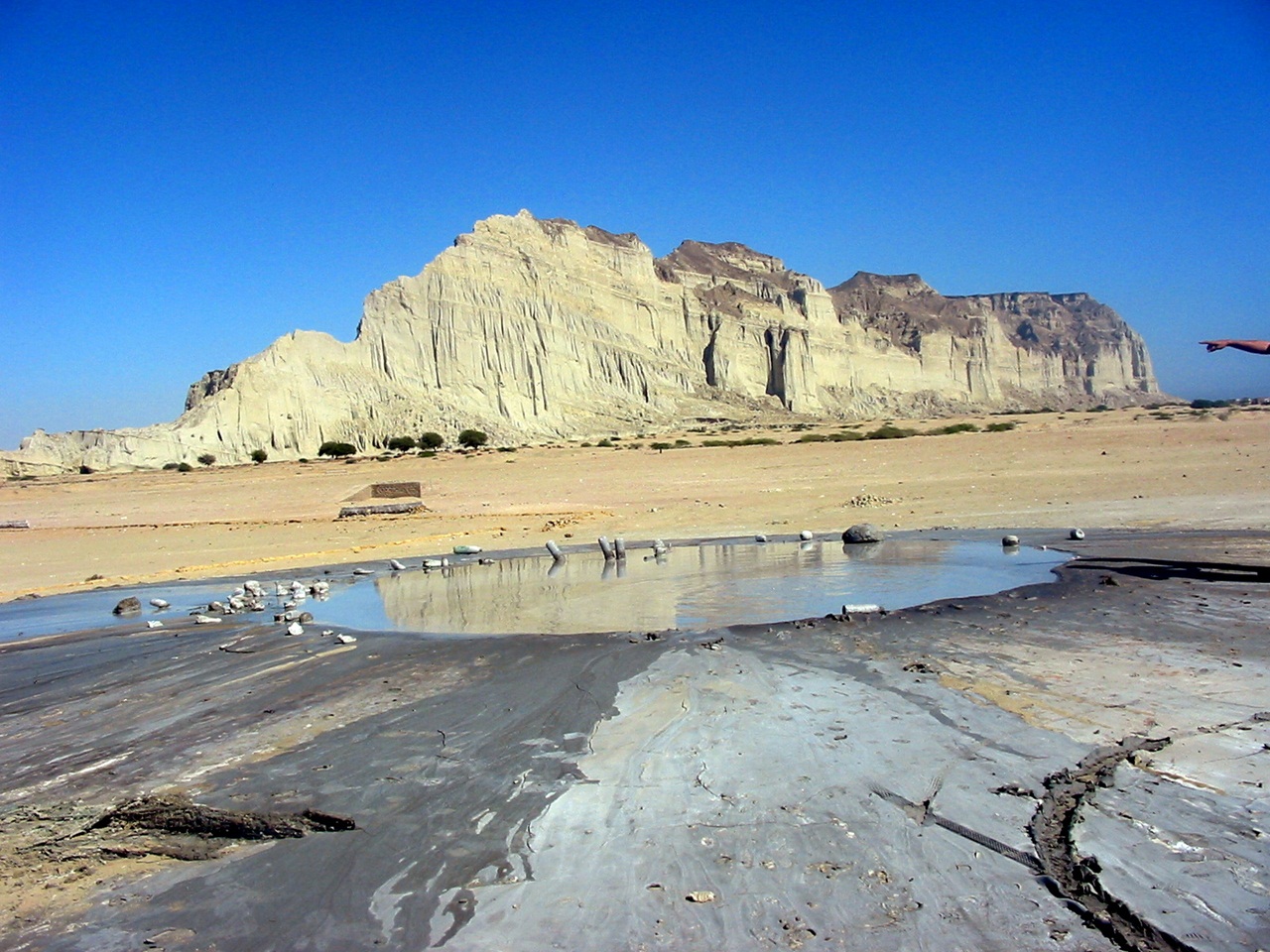 376864,xcitefun-hingol-national-park-2.jpg