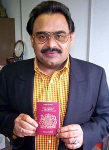 altafhussainbritishpassport2.JPG