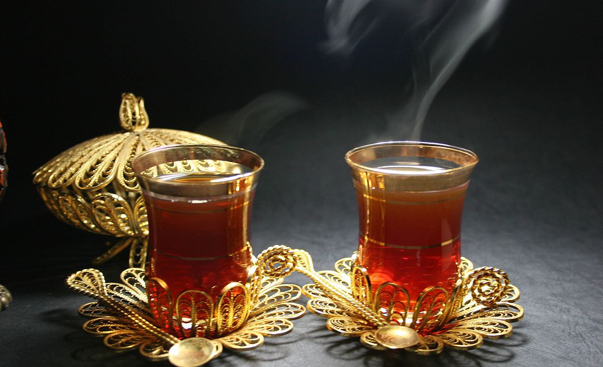 1200px-Arabic_tea.jpg