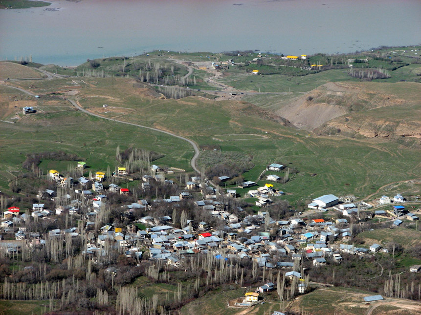 Taleghan-18-A%20Village%20near%20Taleghan%20Dam-Smaller.jpg