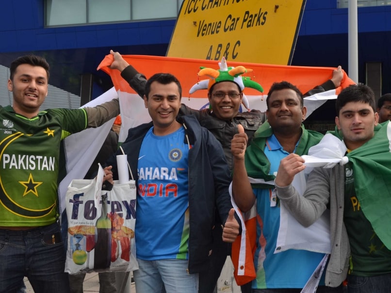 india-pakistan-cricket-fans.jpg