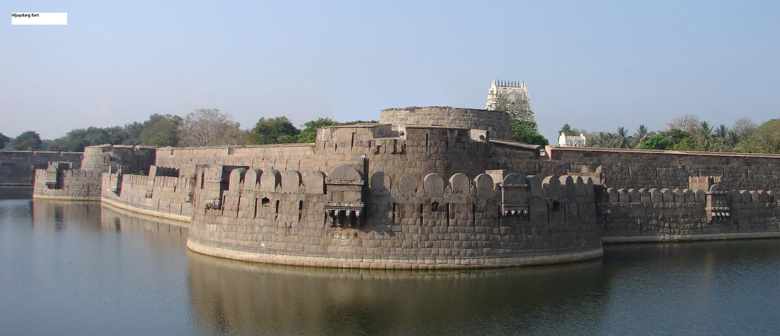 Vijaydurg+fort.jpg