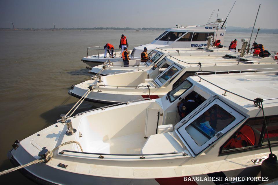 Bangladesh+Navy_Sea+Thunder+2013_2.jpg