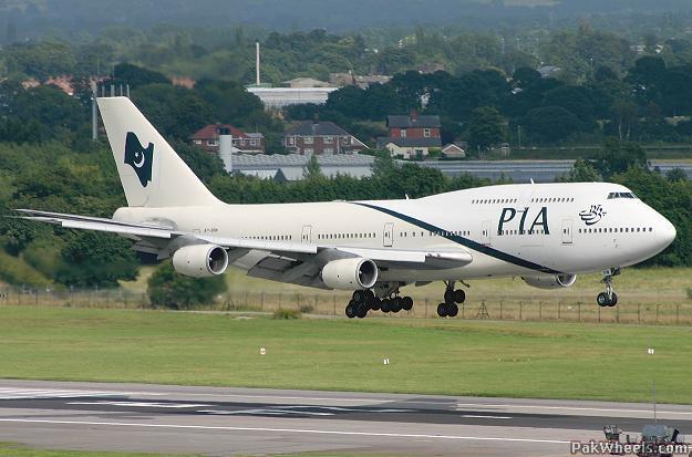 pia_747-300_manchester1_2KG_PakWheels(com).jpg