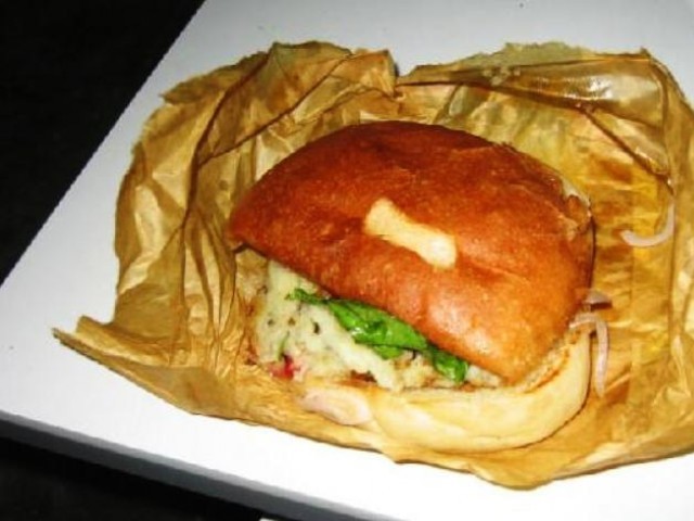 bun_kabab_sandwich-12047-640x480.jpg