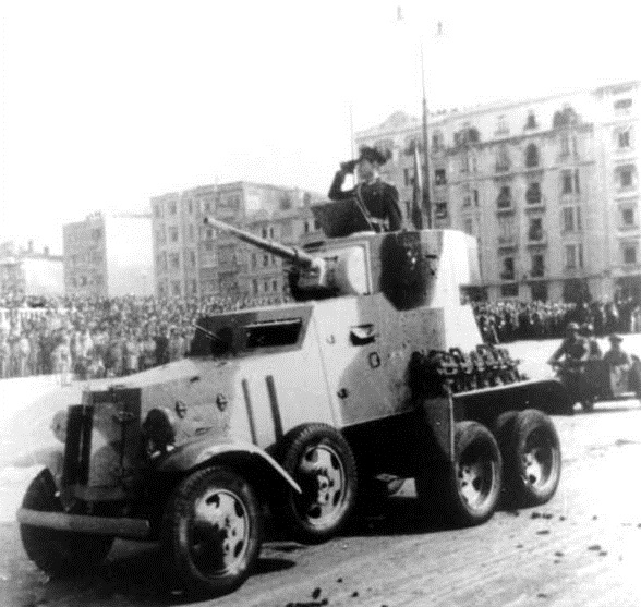 BA-6_at_parade_Ankara.jpg