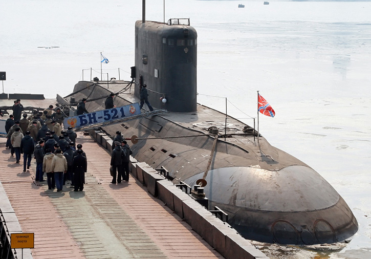 Kilo_class_submarine725.jpg