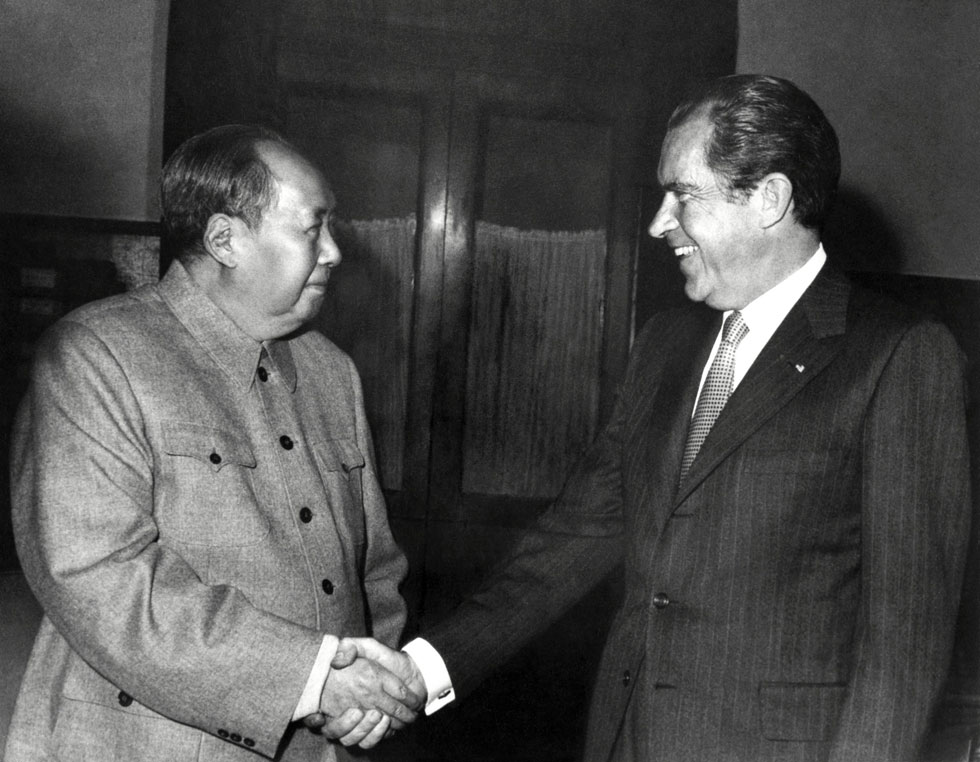 120127_mao_nixon_1972.jpg