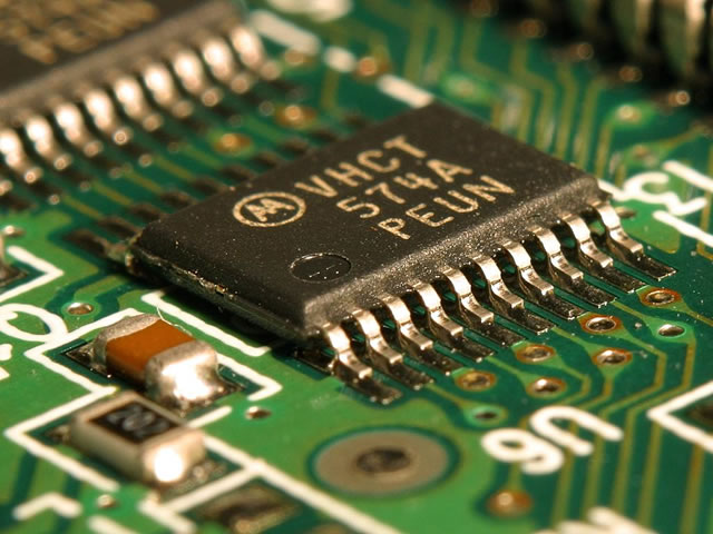 emp.computer-chip.jpg