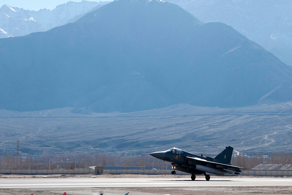 Tejas_Leh20130006-XL-726225.jpg