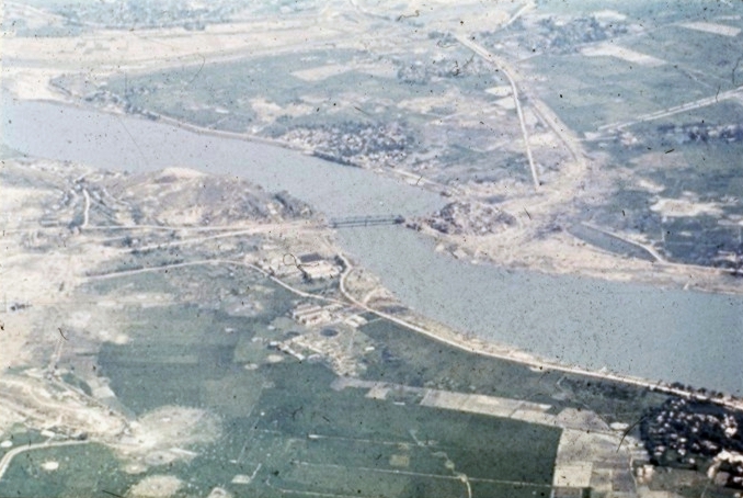 Thanh_Hoa_bridge_Vietnam_1972.jpg