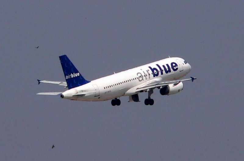 Airblue_P1050431.jpg