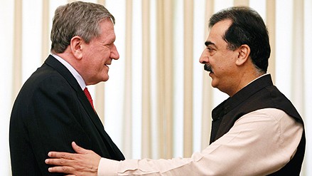 gilani-holbrooke-AFP.jpg