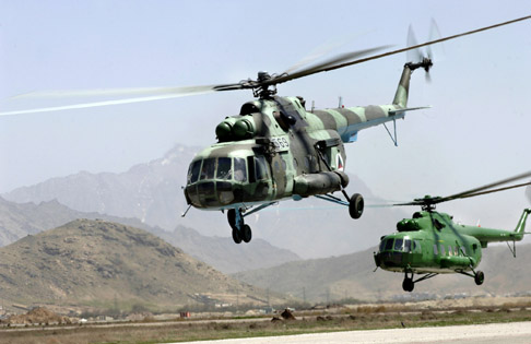 Afghanistan-helos-training-April2007.jpg