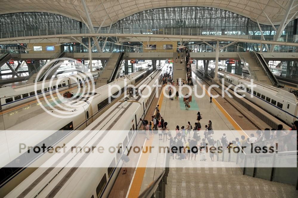 WuhanRailwayStation2011-4.jpg