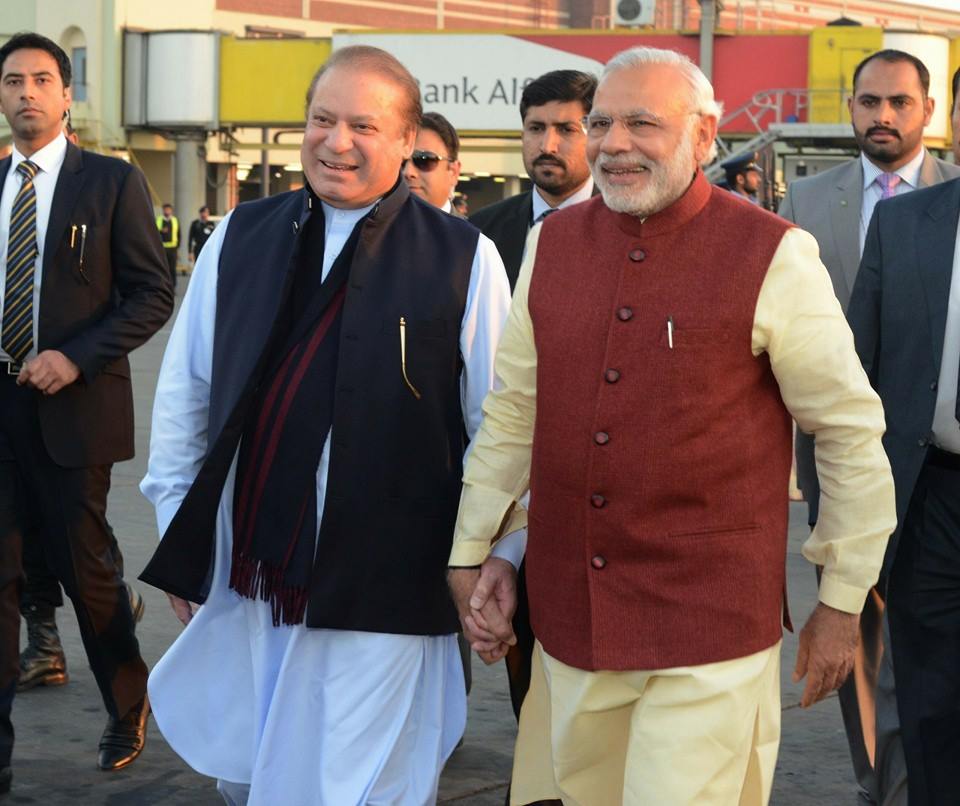 Nawaz-Sharif-and-Narendra-Modi-at-Lahore-airport.jpg