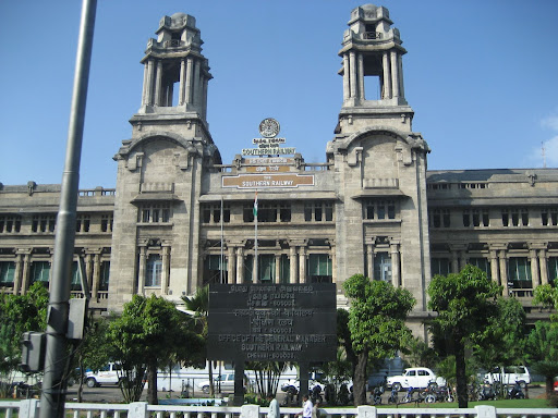 ChennaiRailwayBuilding.jpg