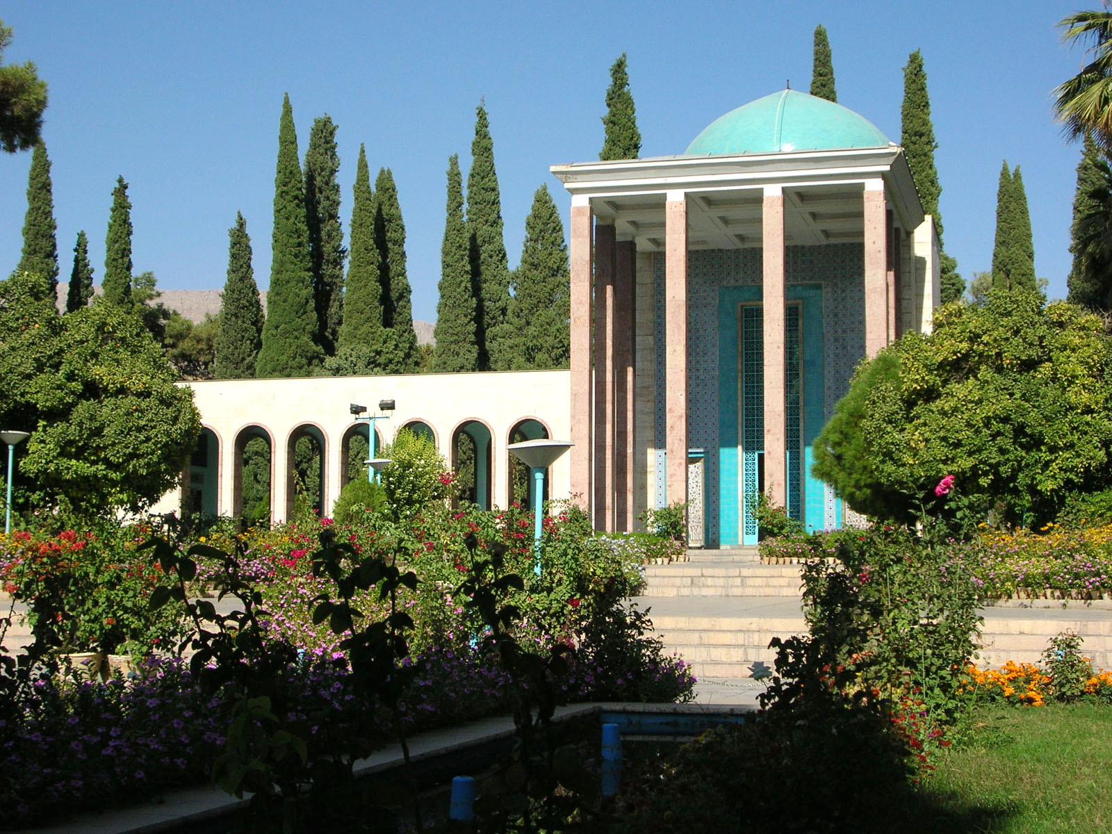 Saadi_Tomb.jpg