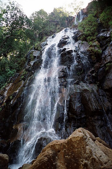 Bee-Falls-Pachmarhi.jpg