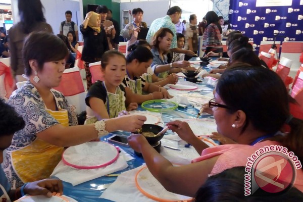 201709250925_-_batik_workshop_at_vientiane.jpeg