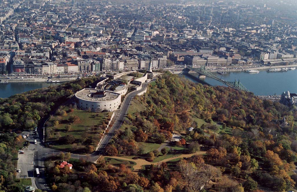 Citadella_-_Budapest.jpg