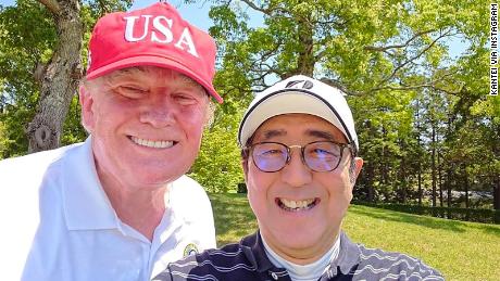 190525234758-21-trump-japan-abe-selfie-large-tease.jpg