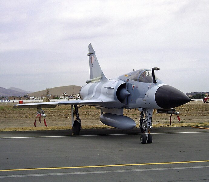 690px-Mirage_2000P.JPG