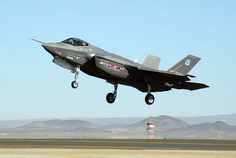 800px-F35A_Prototyp_AA1_2.jpg