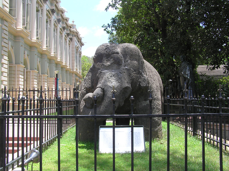 Elephanta_Elephant.jpg