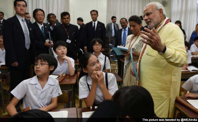 PM_Modi_Japan_school_650.jpg