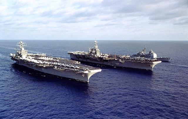 Nimitz_with_Independence.jpg