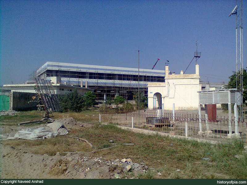 multan_airport_oct31a.jpg