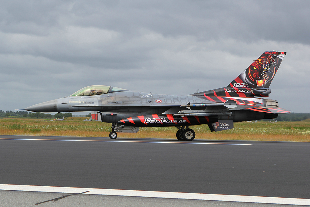 TuAF-F-16-192-Filo.jpg