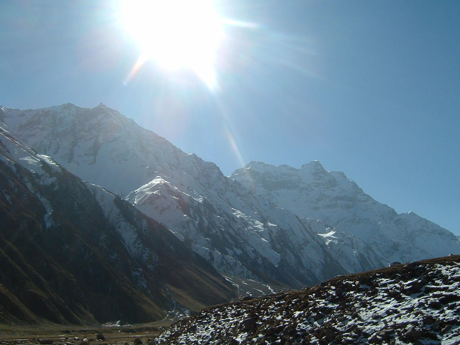 Lake_Saif_ul_Muluk_Pakistan_5_by_eeye.jpg