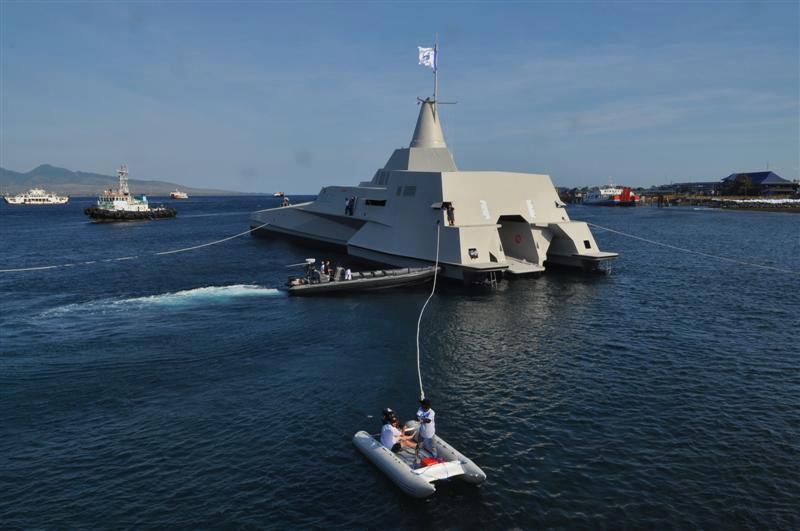 Trimaran+X3K.jpg