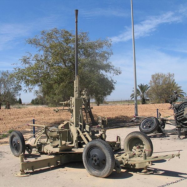 598px-M1939-37mm-hatzerim-1.jpg