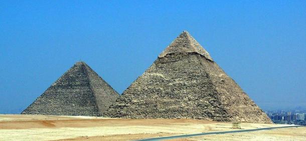 Pyramids-in-Egypt.jpg