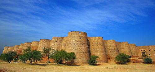 derawar-fort-3138237-500x232.jpg