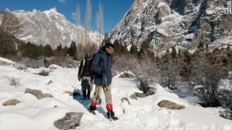 Protecting Pakistan's elusive snow leopards