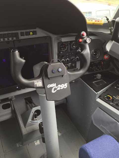 C-295W%2B%25E0%25B8%2597%25E0%25B8%259A%2BCockpit-2.jpg