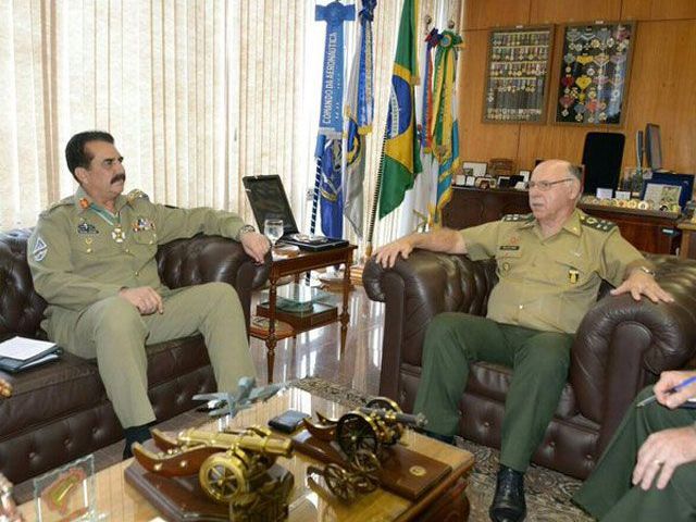 997318-generalraheelbrazilispr-1448348108-689-640x480.jpg